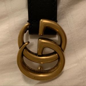 Gucci Leather Belt with Double G Buckle (women’s)